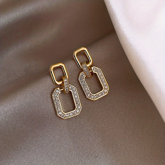 Dangle Earrings with Sparkling Rhinestones