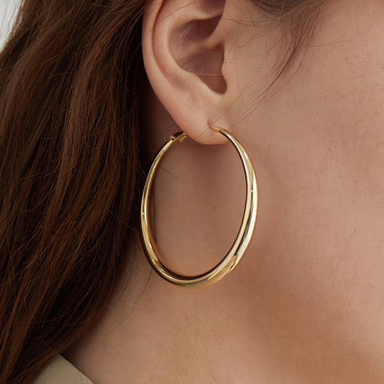 Sleek & Luxurious Circle Hoop Earrings