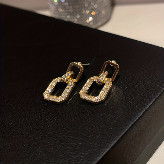Dangle Earrings with Sparkling Rhinestones