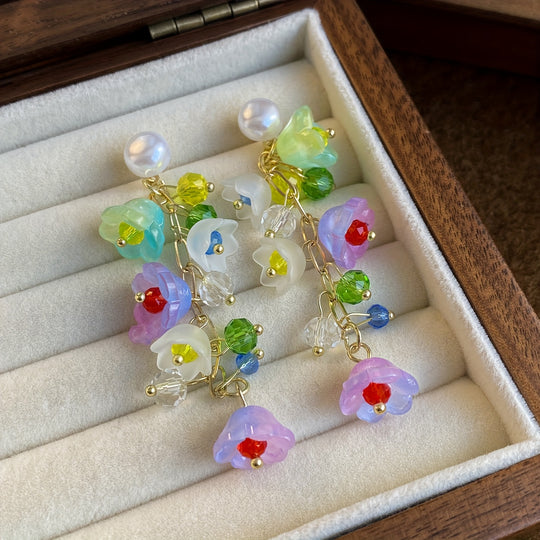 Pair of Elegant Floral Tassel Earrings