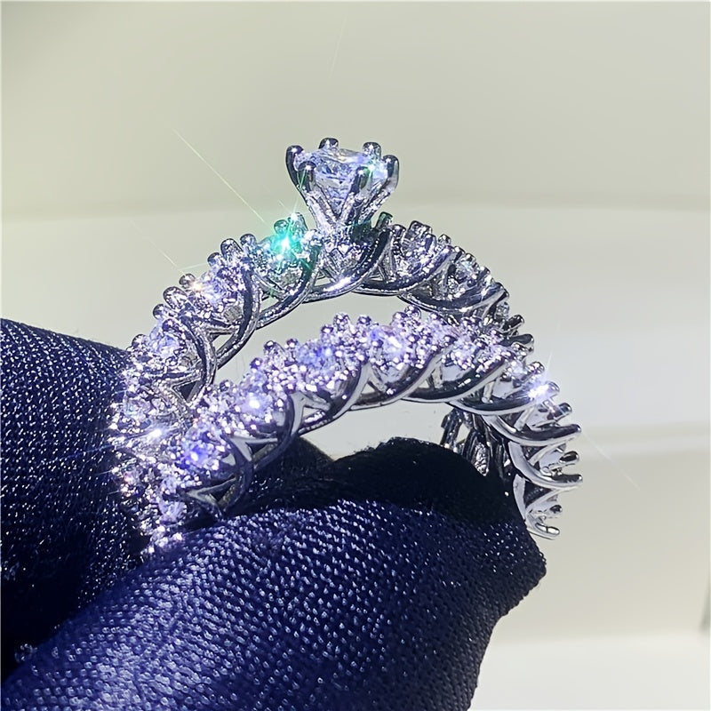 Two-piece Zirconia Band Ring Set