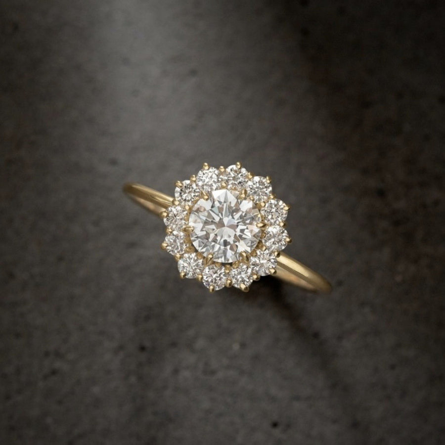 Stylish And Timeless Zirconia Ring