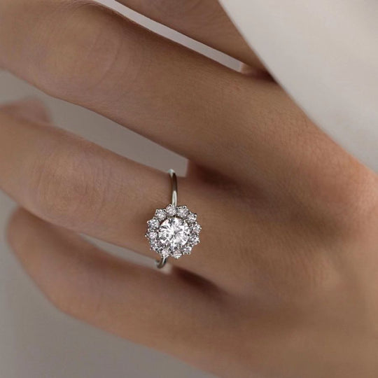 Stylish And Timeless Zirconia Ring