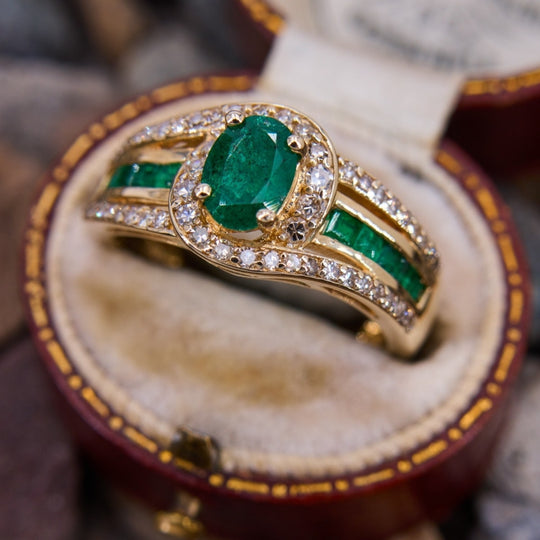 Elegant Green Zirconia Engagement Ring