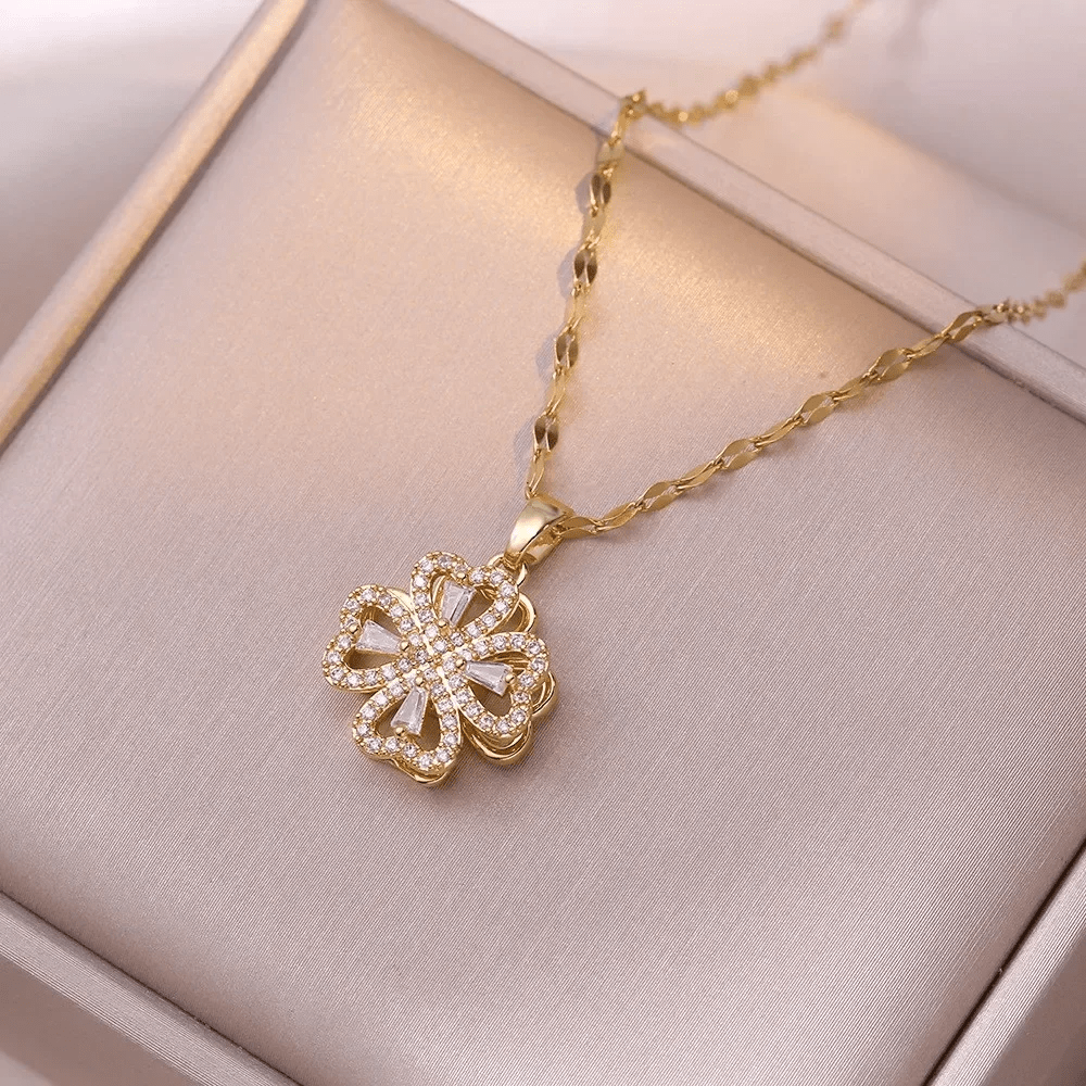 Rotatable Green Clover Pendant Necklace