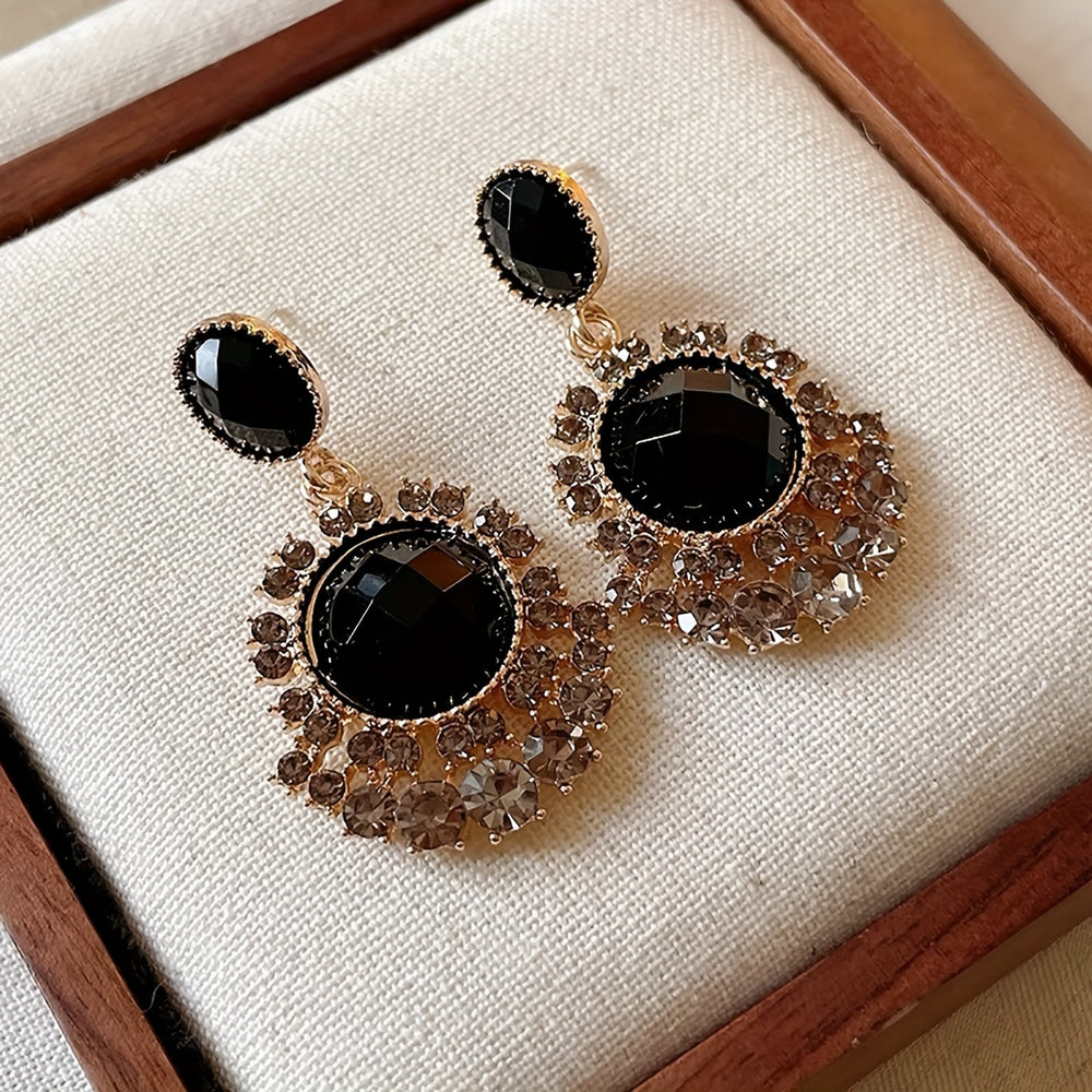 Elegant Ladies Fashion Dangling Earrings