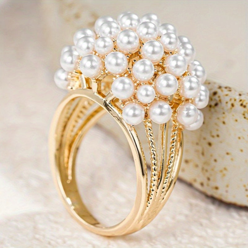 Elegant Fashion Inlaid Pearl Ring