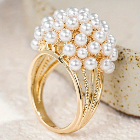 Elegant Fashion Inlaid Pearl Ring