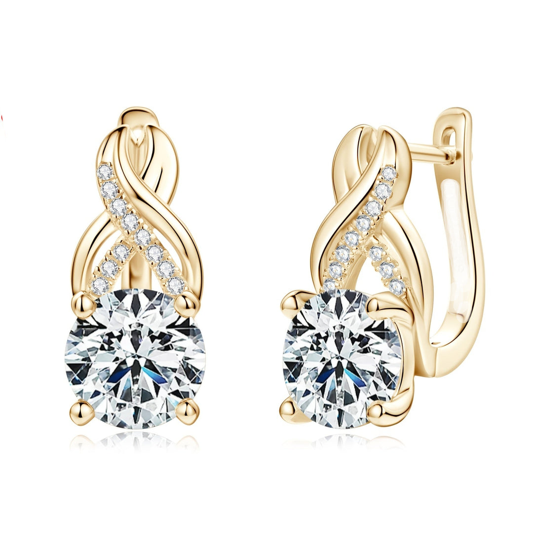 Round Silvery 8mm Moissanite Earrings