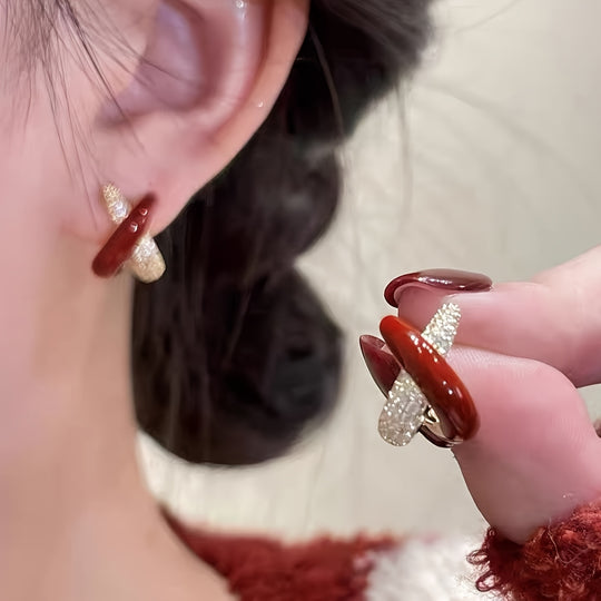 Pair Elegant Hoop Earrings