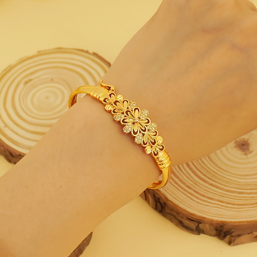 Elegant Vintage-Inspired Hollow Bangle