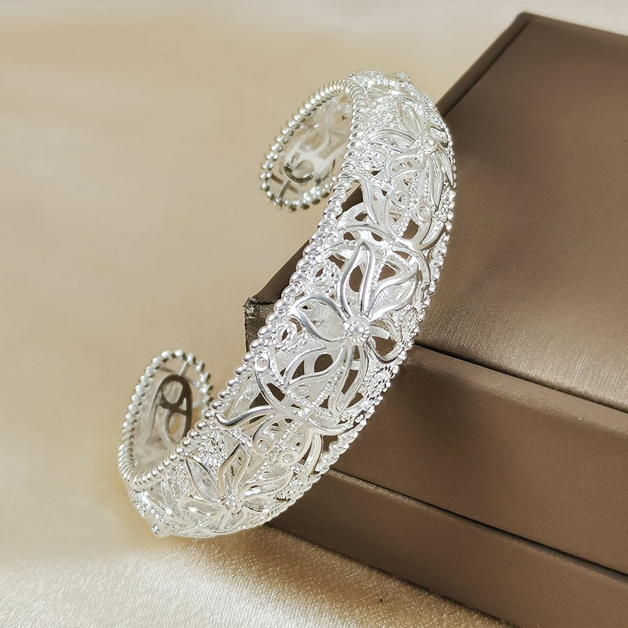 Intricate Silvery Floral Open Bracelet