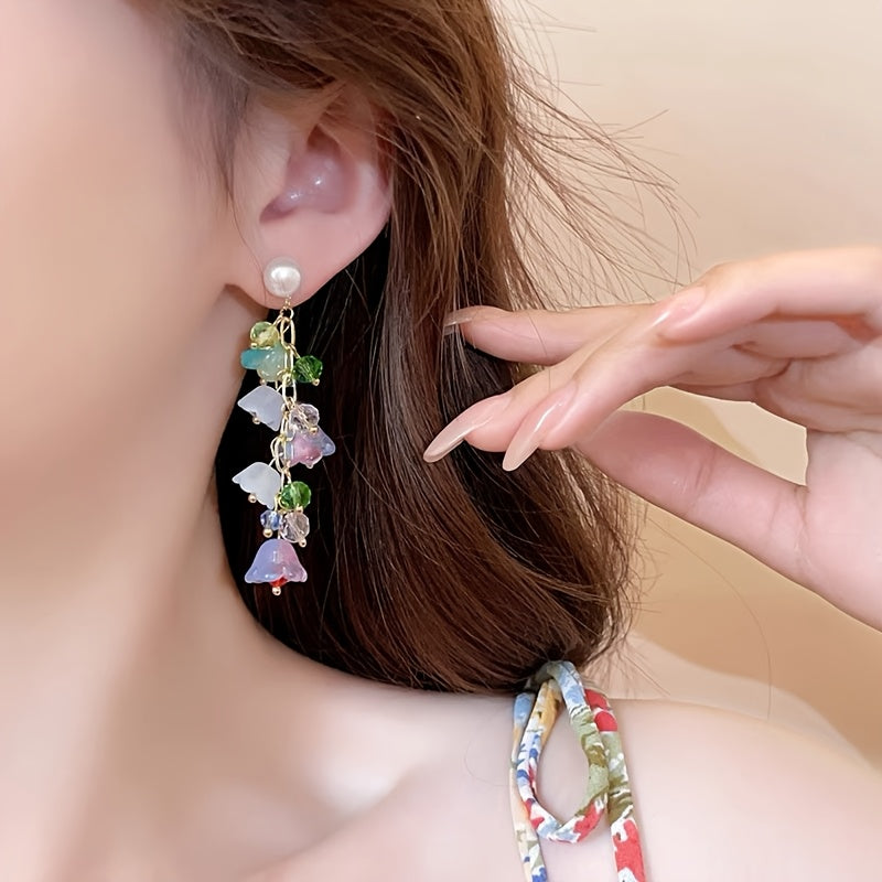 Pair of Elegant Floral Tassel Earrings