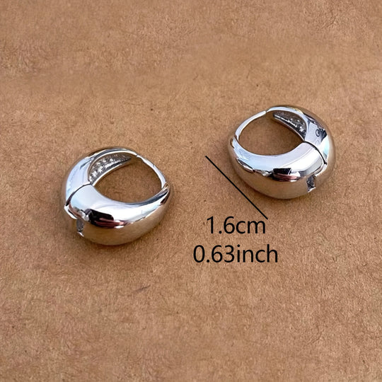 Minimalist Chunky Hoop Earrings