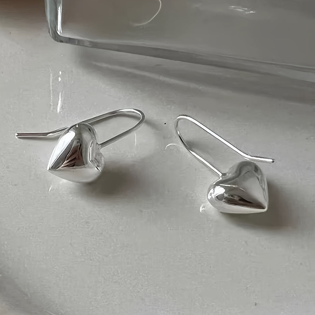 Minimalist & Stylish Heart Earrings