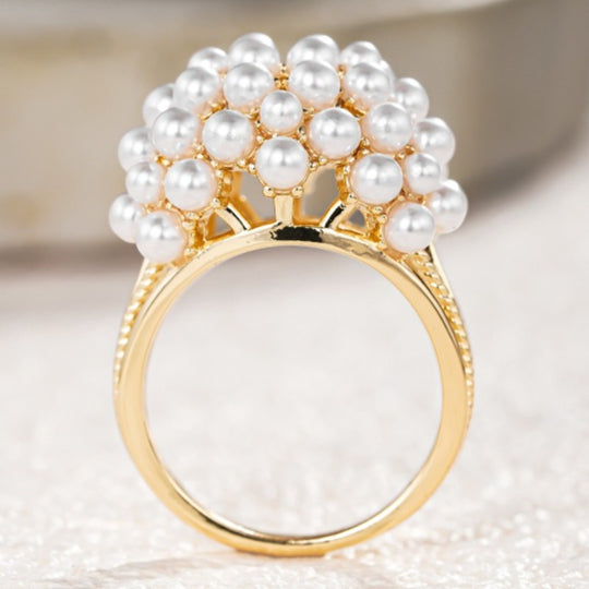 Elegant Fashion Inlaid Pearl Ring
