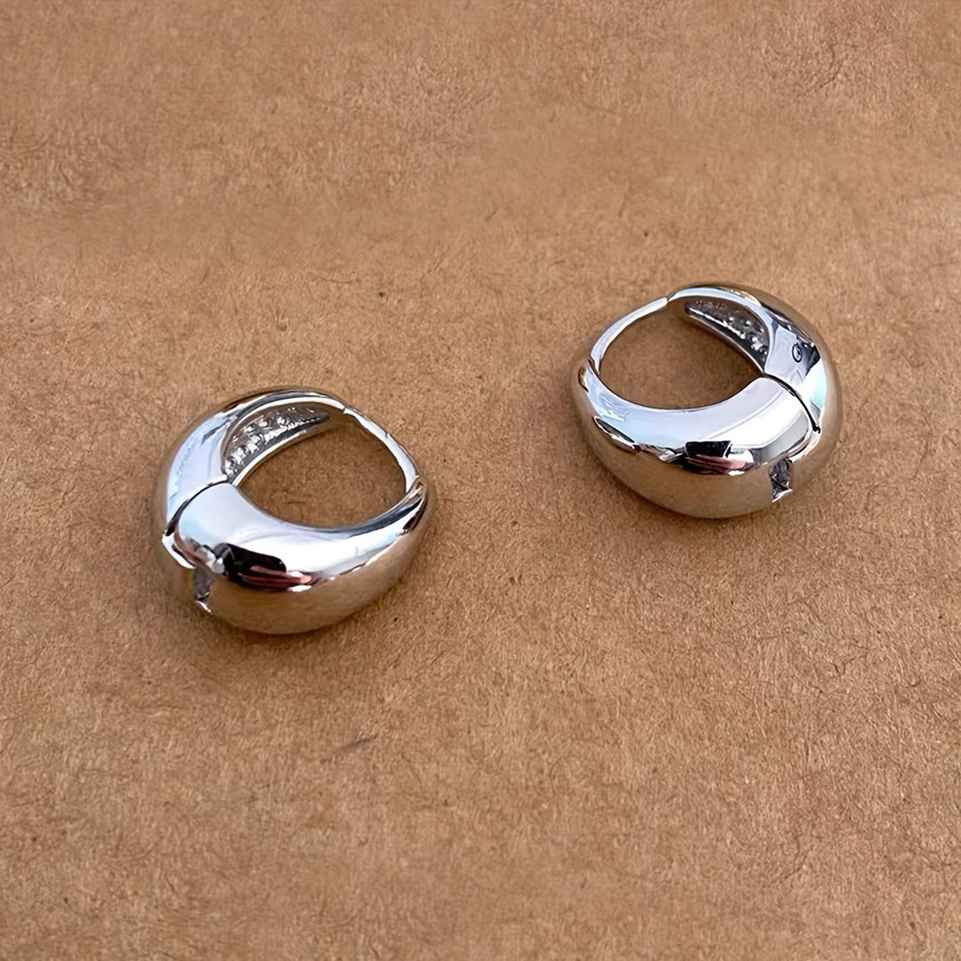 Minimalist Chunky Hoop Earrings