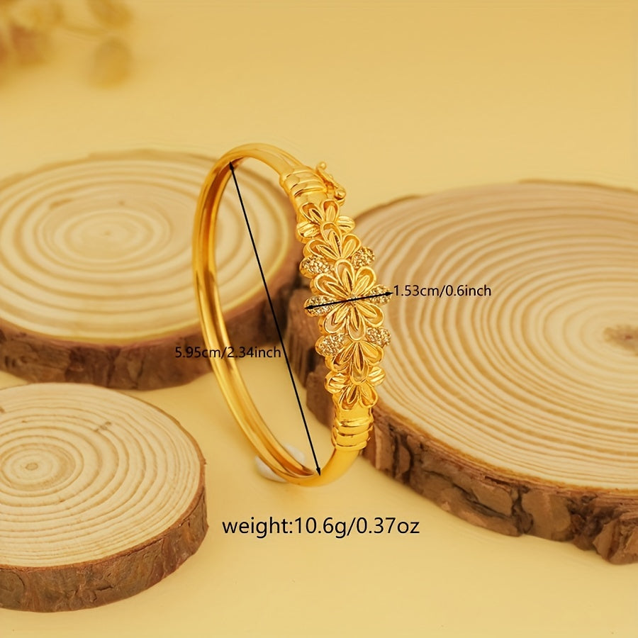 Elegant Vintage-Inspired Hollow Bangle