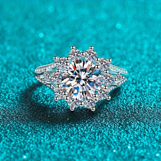 Elegant Moissanite Silver Ring