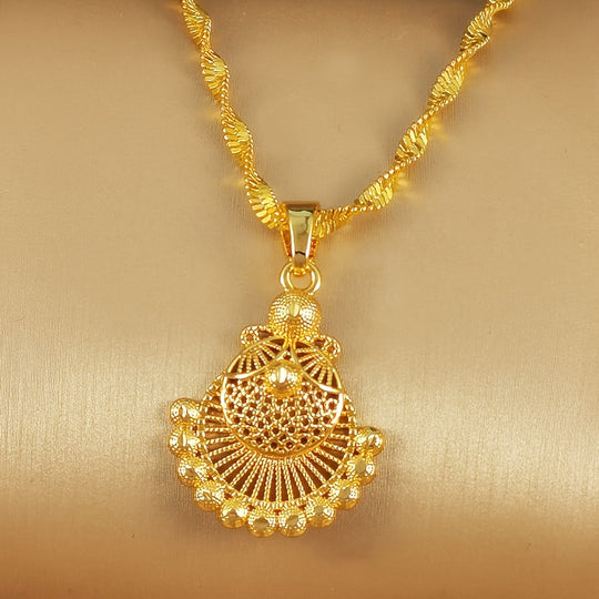 Fashionable Earrings & Necklace Set