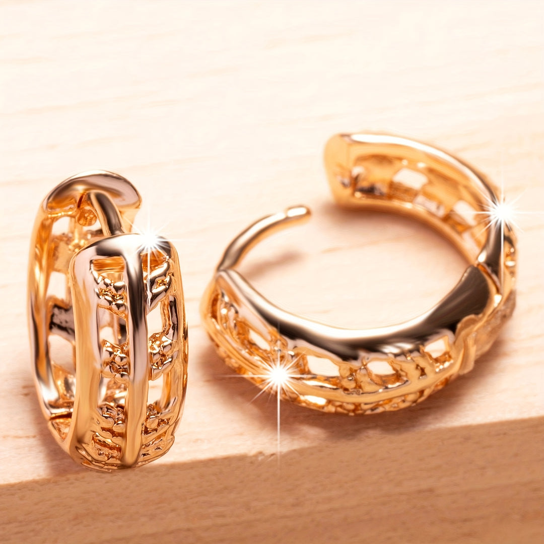 Elegant Geometric Hollow-Out Hoop Earrings