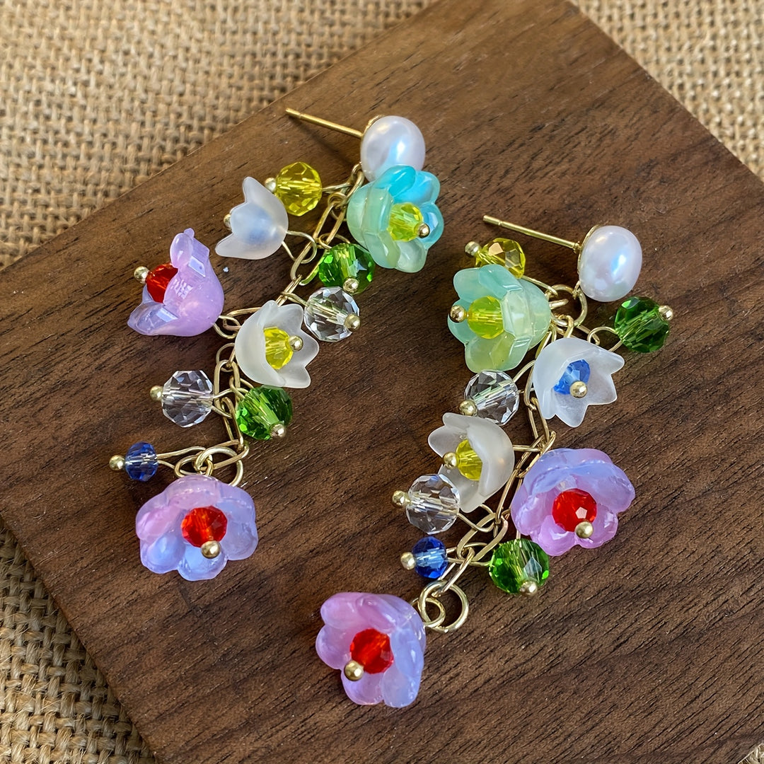 Pair of Elegant Floral Tassel Earrings