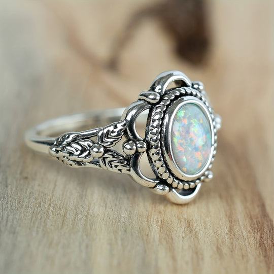 Vintage Silvery Opal Retro Ring