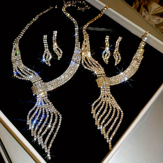 Leaf Pendant Necklace & Earrings