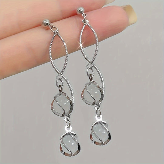 Elegant Fashion Draped Earrings