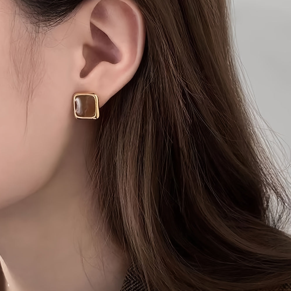 Vintage Elegant Small Square Earrings