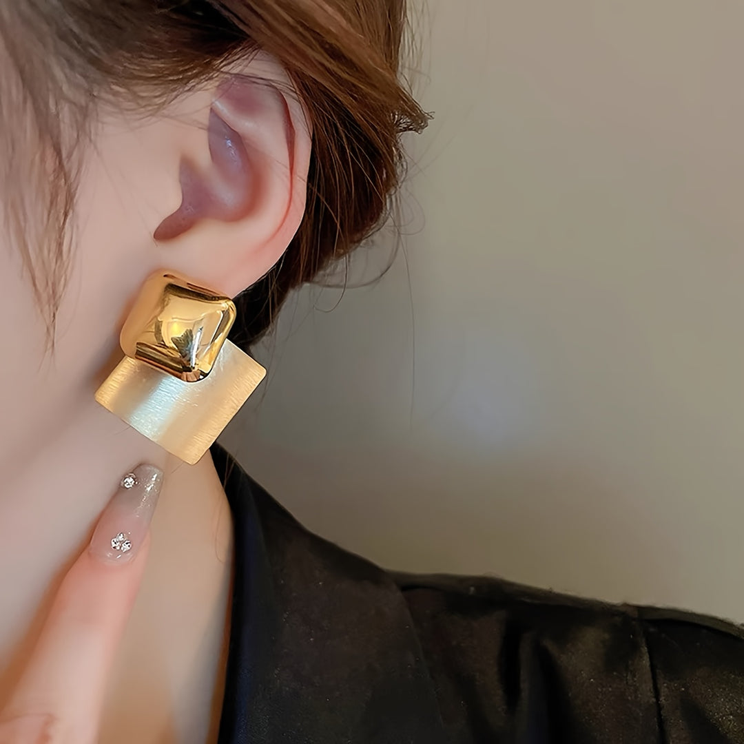 Vintage-Inspired Geometric Square Earrings