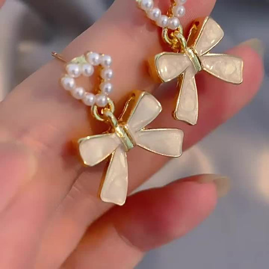 Pair Elegant Butterfly Drop Earrings