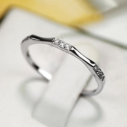 Elegant Simple Style Women's Fine Ring