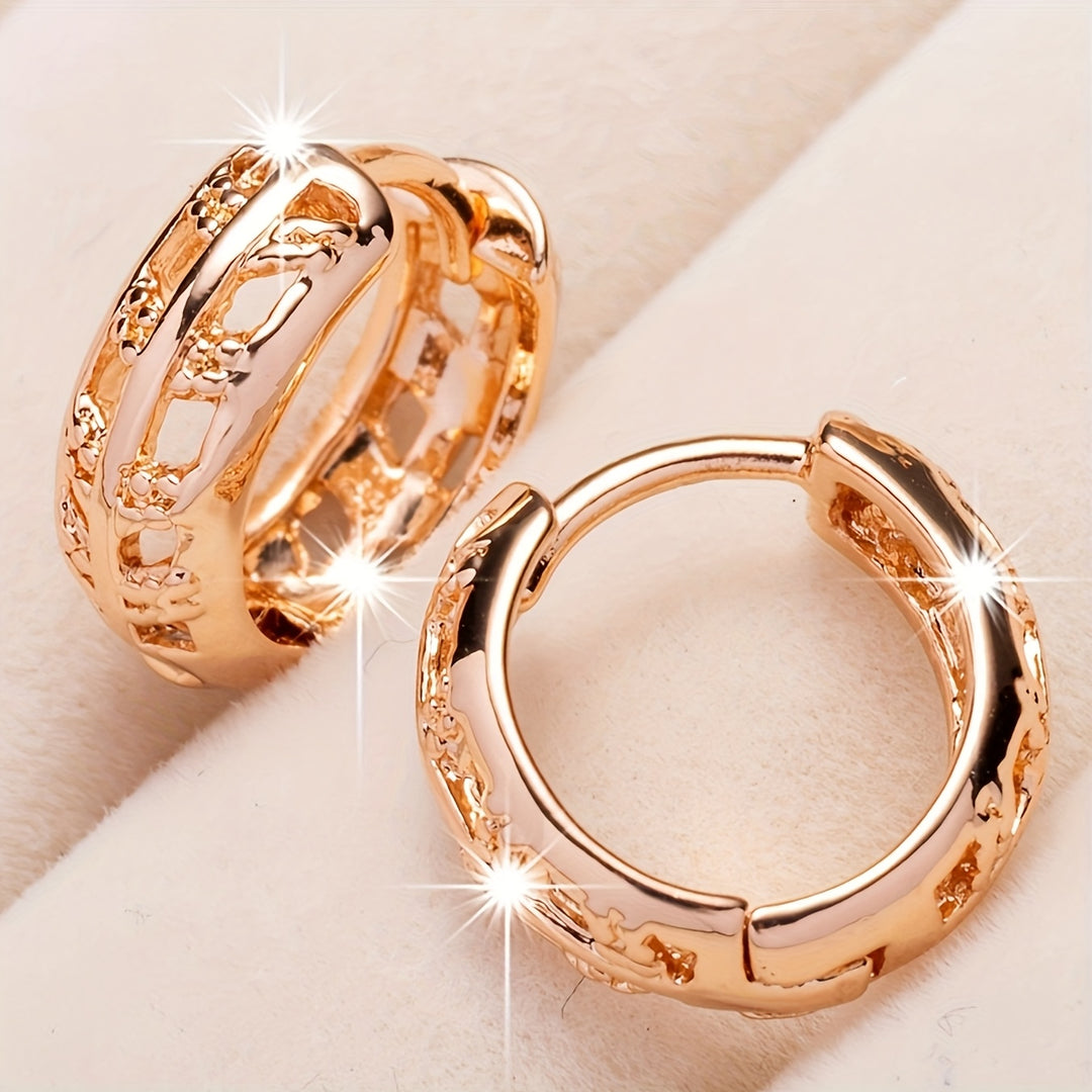 Elegant Geometric Hollow-Out Hoop Earrings