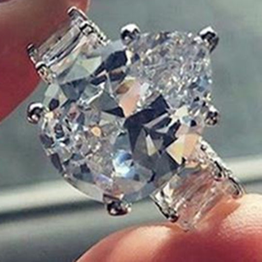 Elegant Water Drop Ring