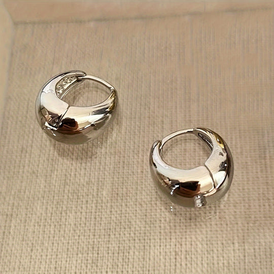 Minimalist Chunky Hoop Earrings