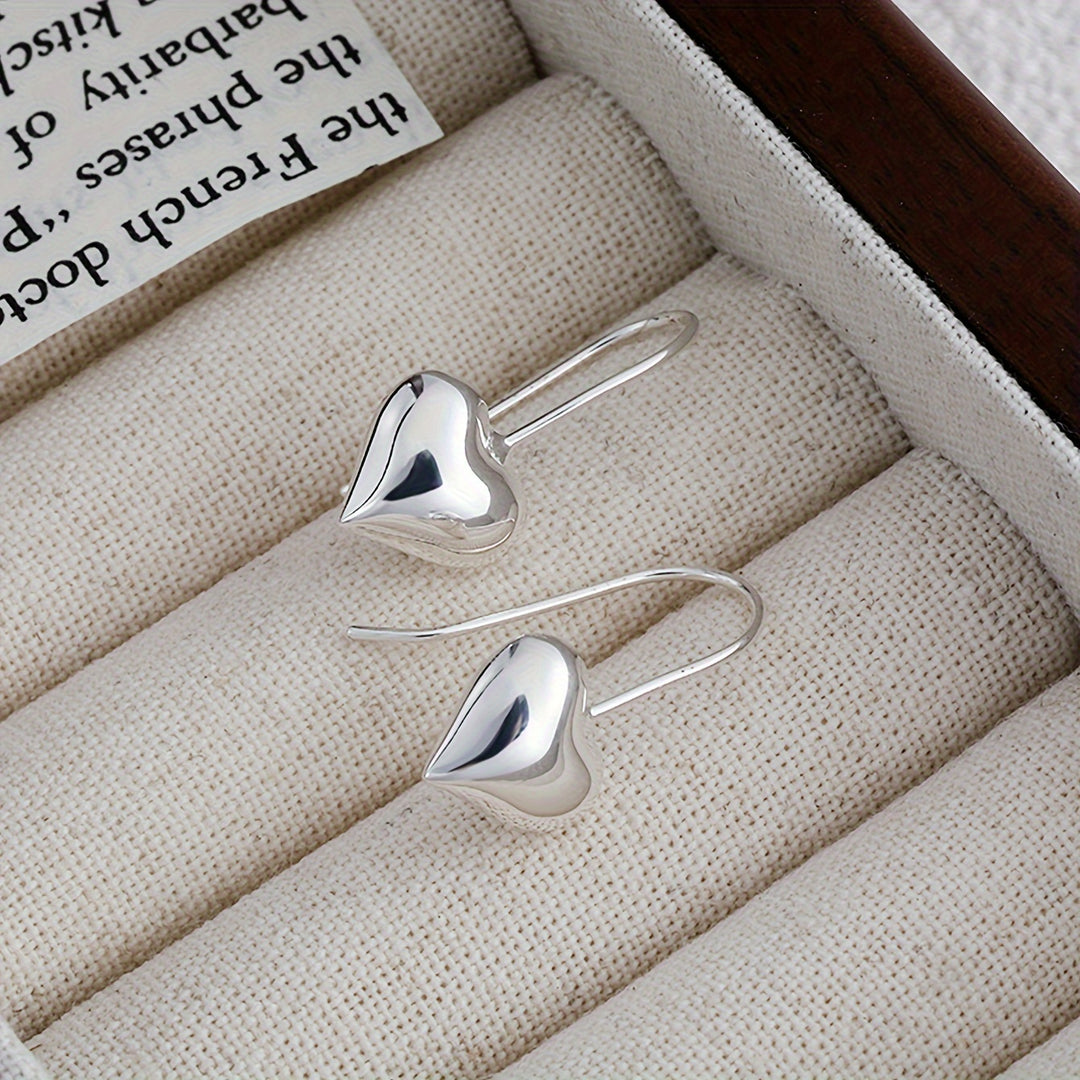 Minimalist & Stylish Heart Earrings