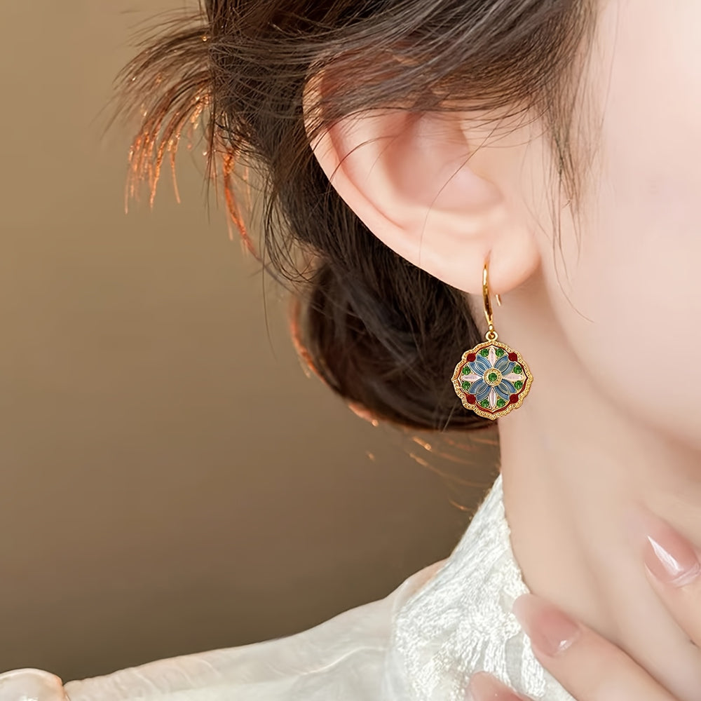 Pair Elegant Floral Earrings