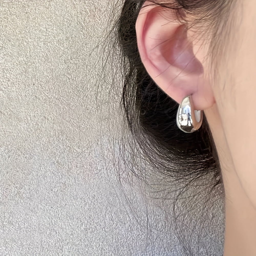 Minimalist Chunky Hoop Earrings