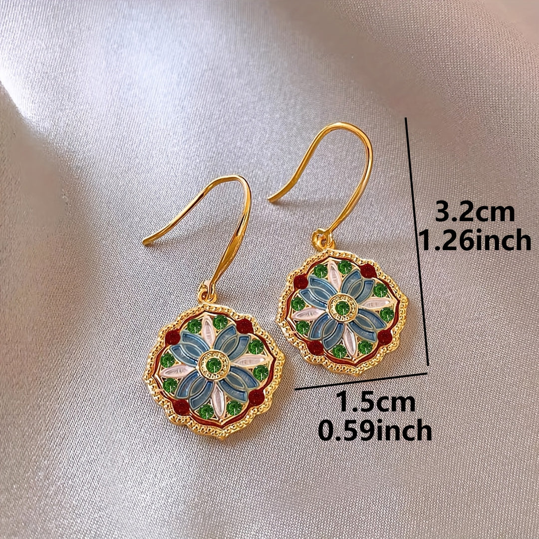 Pair Elegant Floral Earrings