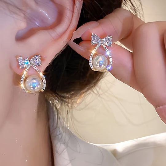 Heart-Shaped Bowknot Stud Earrings