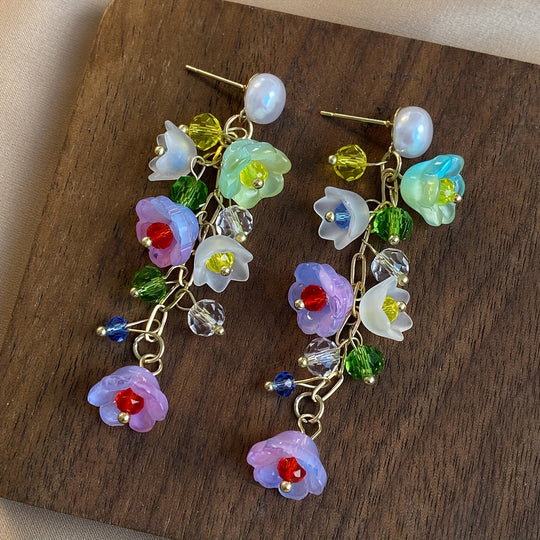 Pair of Elegant Floral Tassel Earrings