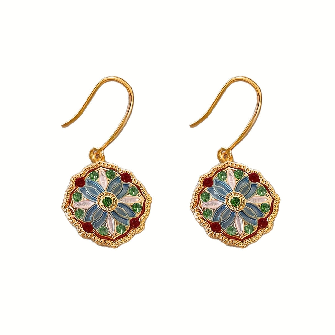 Pair Elegant Floral Earrings