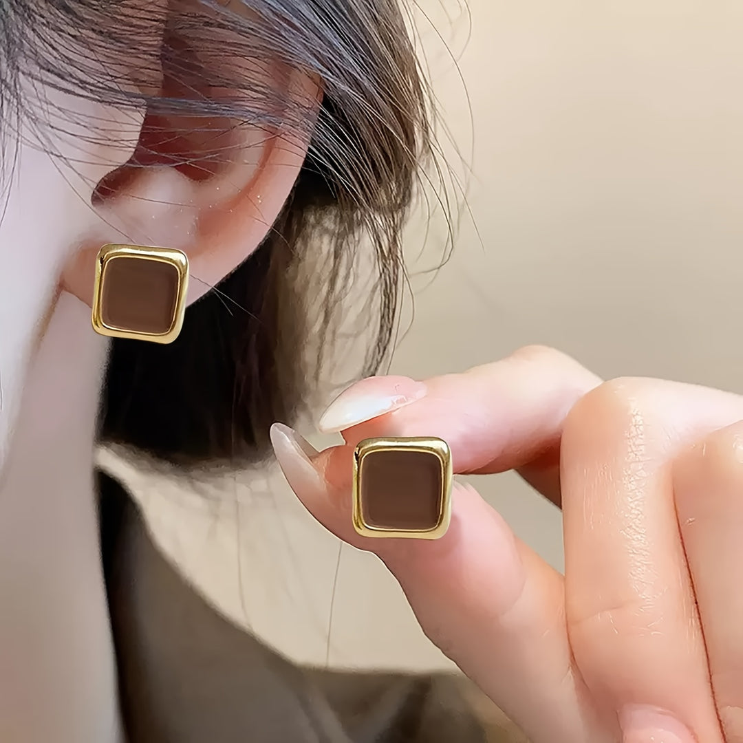 Vintage Elegant Small Square Earrings