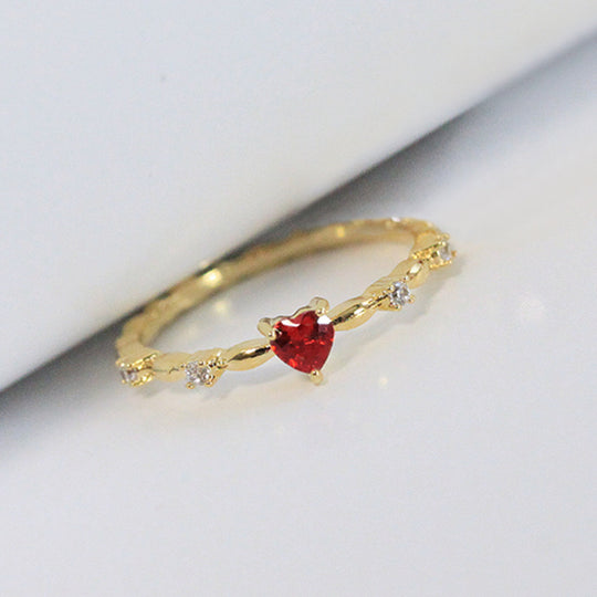 Stylish & Simple Heart Ring