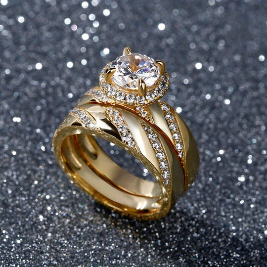Elegant Engagement Ring Set