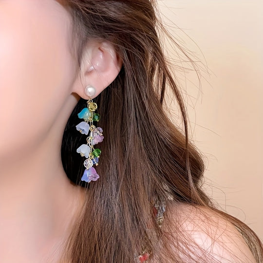 Pair of Elegant Floral Tassel Earrings