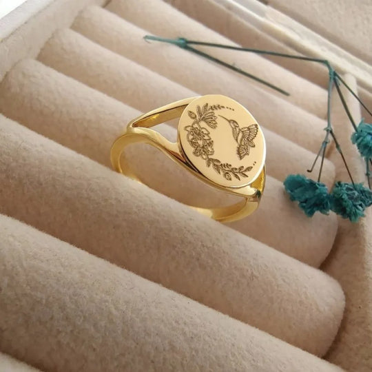 Vintage Gold Hummingbird Seal Ring